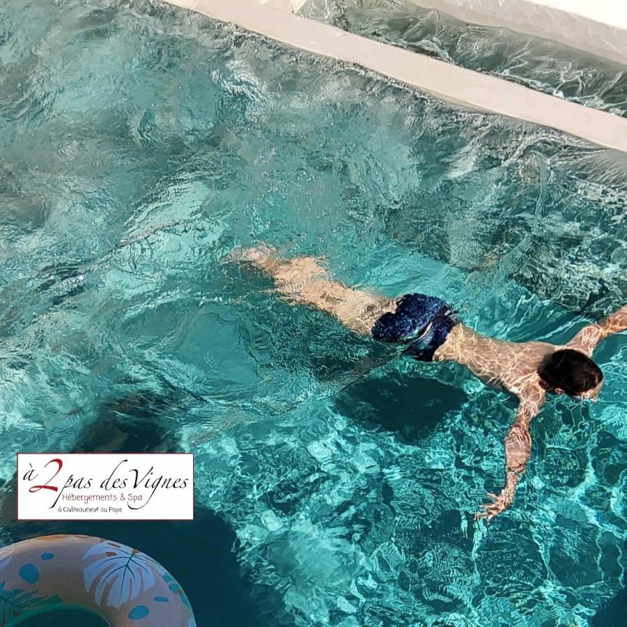 A 2 Pas Des Vignes, Hebergements Et Spa, Maison Numero 6, A Chateauneuf Du Pape 外观 照片