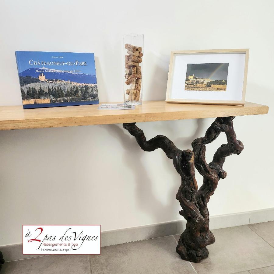 A 2 Pas Des Vignes, Hebergements Et Spa, Maison Numero 6, A Chateauneuf Du Pape 外观 照片
