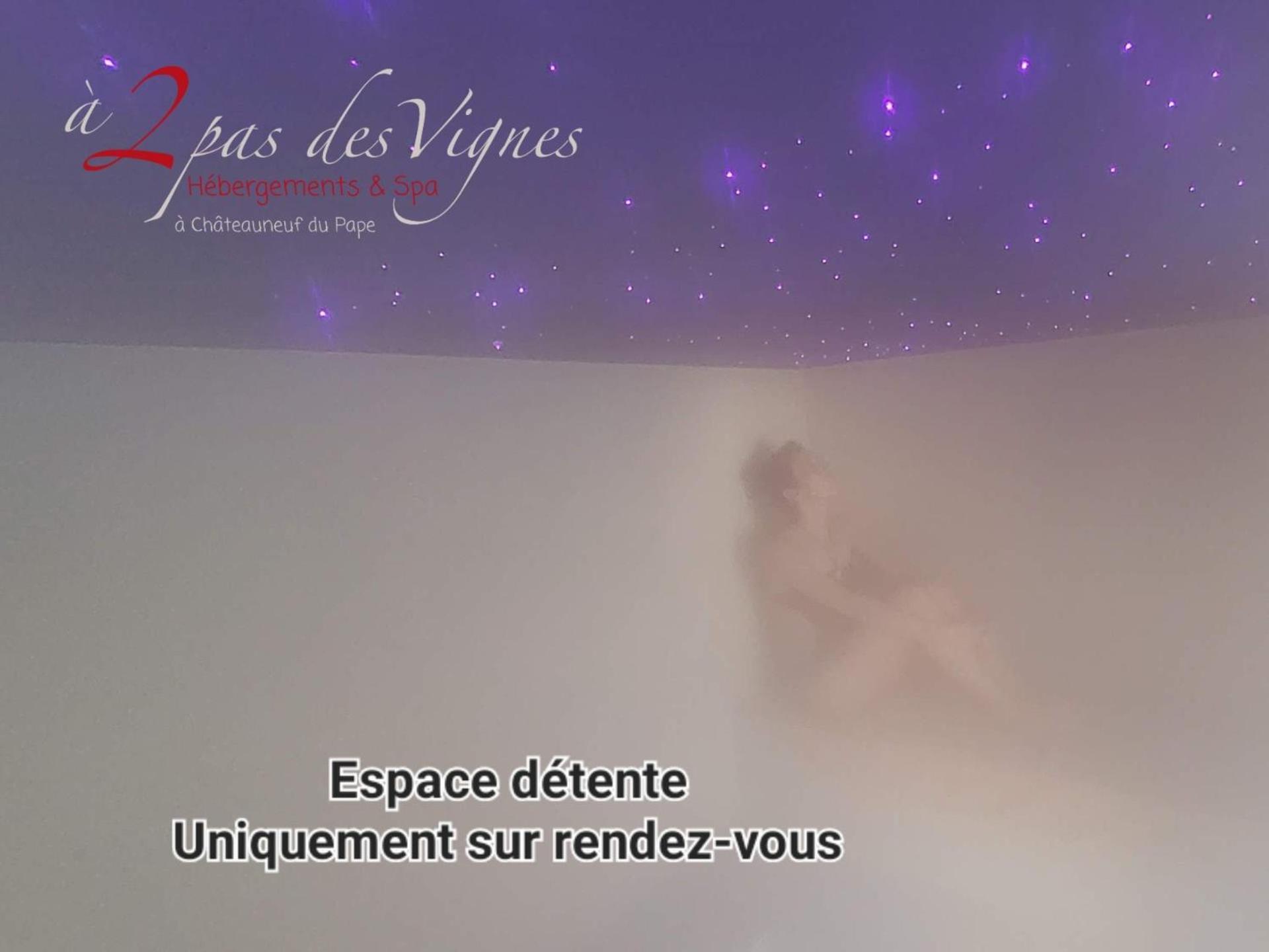 A 2 Pas Des Vignes, Hebergements Et Spa, Maison Numero 6, A Chateauneuf Du Pape 外观 照片